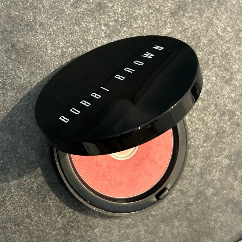 Bobbi Brown discontinued illuminating